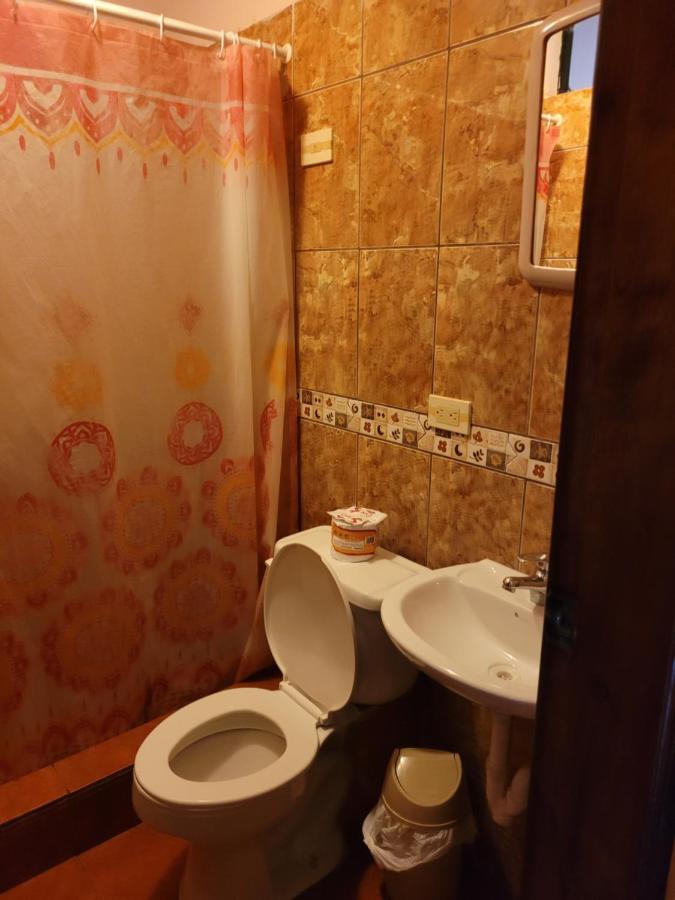 Hostal Haziel Salinas  Zewnętrze zdjęcie