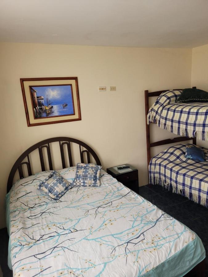 Hostal Haziel Salinas  Zewnętrze zdjęcie
